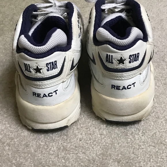 Converse All-Star Chuck Taylor Leather Hightops - Picture 3 of 8